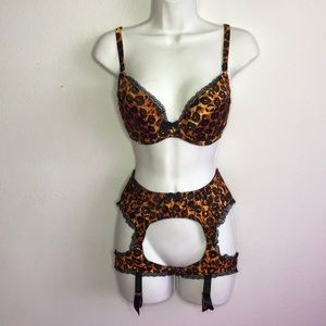 Leopard Bra